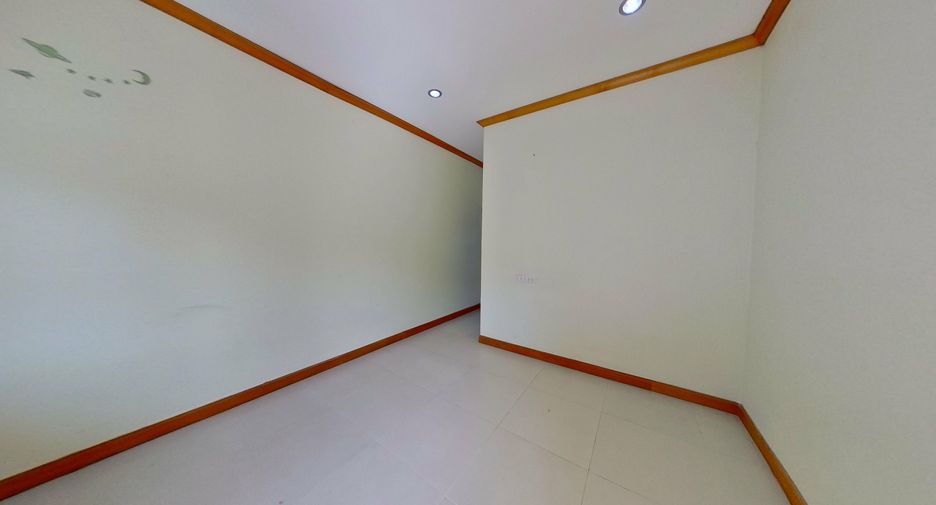 For sale 8 bedrooms villa in Doi Saket, Chiang Mai