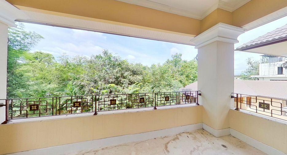 For sale 8 bedrooms villa in Doi Saket, Chiang Mai
