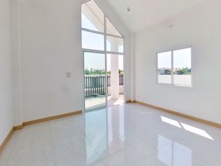 À vendre 3 chambres maison à Doi Saket, Chiang Mai