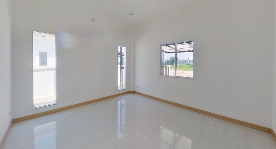 Casa en venta de 3 habitaciones en Doi Saket, Chiang Mai