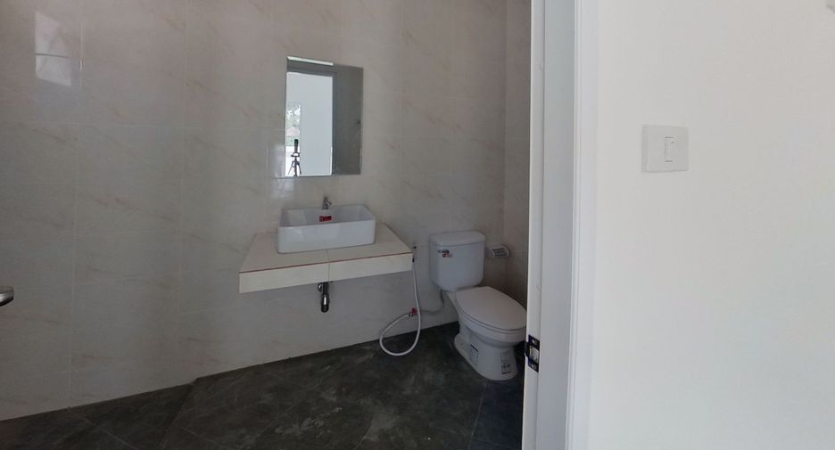 Casa en venta de 3 habitaciones en Doi Saket, Chiang Mai