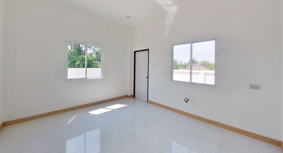 Casa en venta de 3 habitaciones en Doi Saket, Chiang Mai