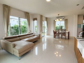 For rent 3 bedrooms house in Mueang Chiang Mai, Chiang Mai