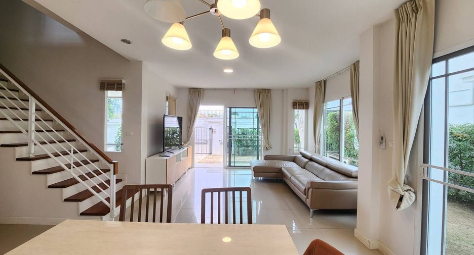 Casa en alquiler de 3 habitaciones en Mueang Chiang Mai, Chiang Mai