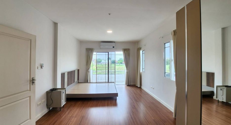 Casa en alquiler de 3 habitaciones en Mueang Chiang Mai, Chiang Mai