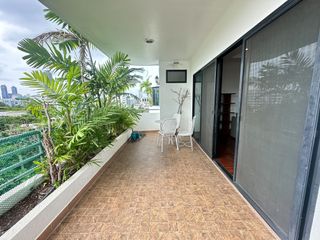 For rent 2 bedrooms apartment in Watthana, Bangkok