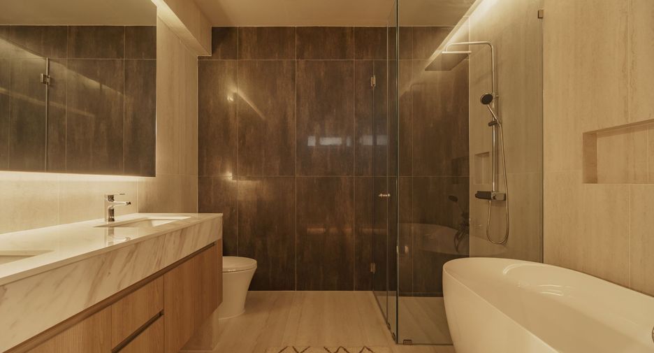 For sale and for rent 2 bedrooms townhouse in Watthana, Bangkok