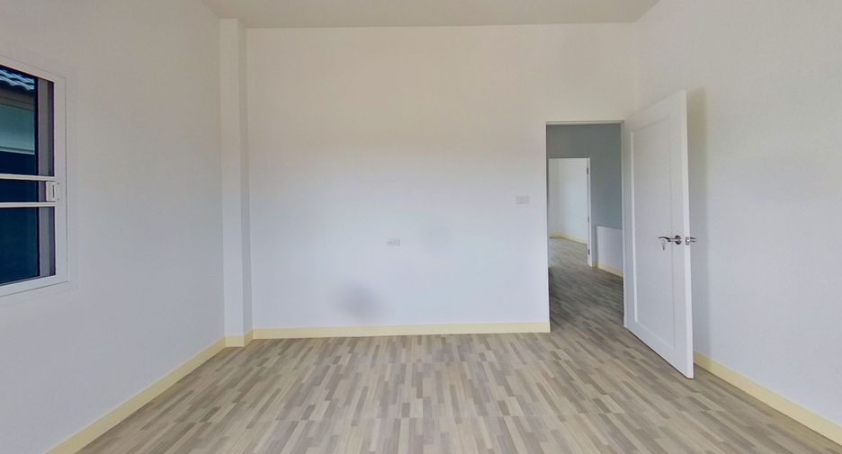 For sale 4 bedrooms house in San Sai, Chiang Mai