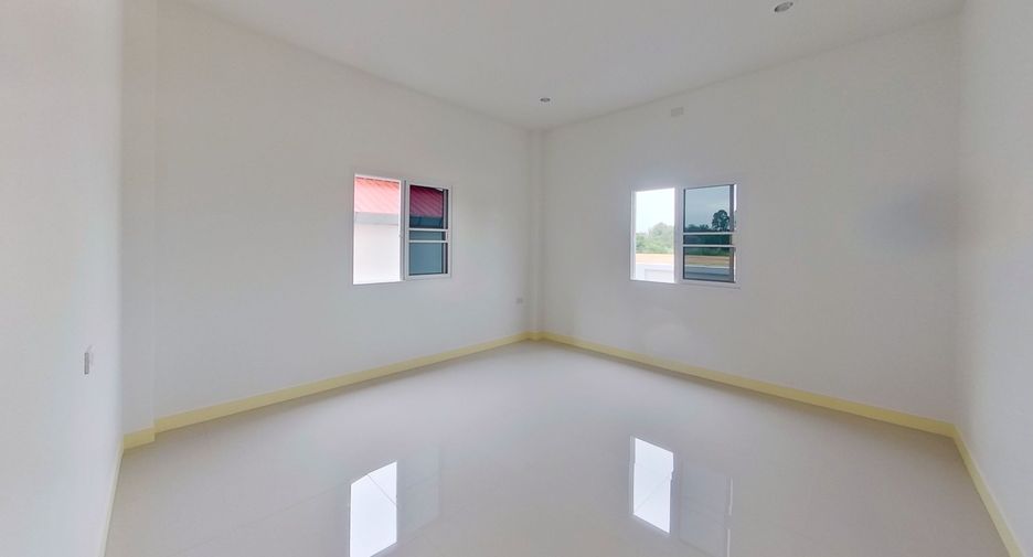 For sale 4 bedrooms house in San Sai, Chiang Mai