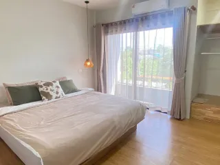 出租 2 卧室 联排别墅 在 Phuket Town, 普吉