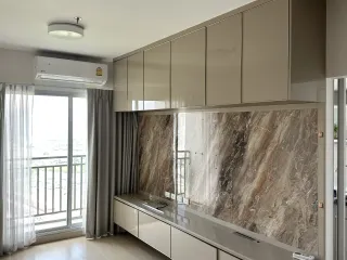 Condo en venta de 2 habitaciones en Huai Khwang, Bangkok