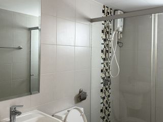 Condo en venta de 2 habitaciones en Huai Khwang, Bangkok