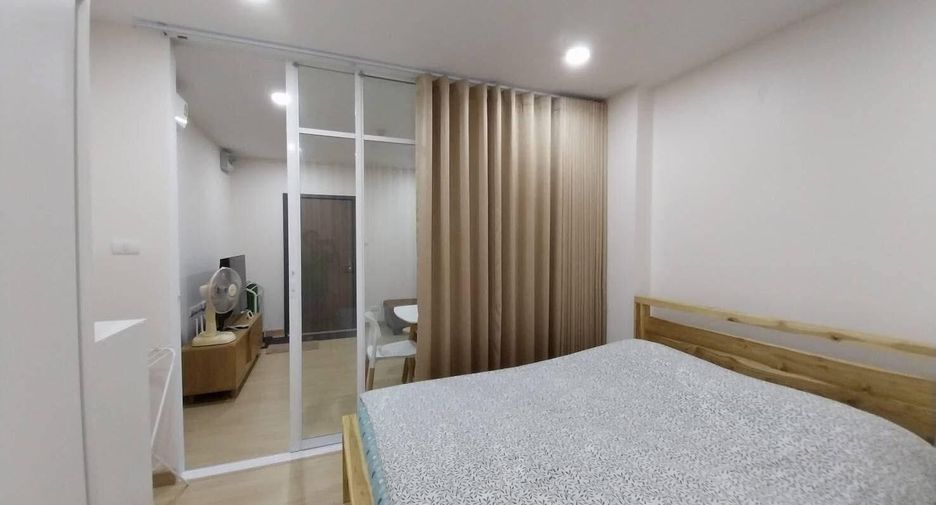 For rent 1 bed condo in Bang Kapi, Bangkok