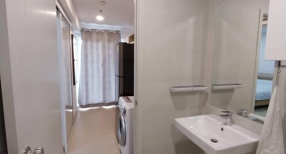 For rent 1 bed condo in Bang Kapi, Bangkok