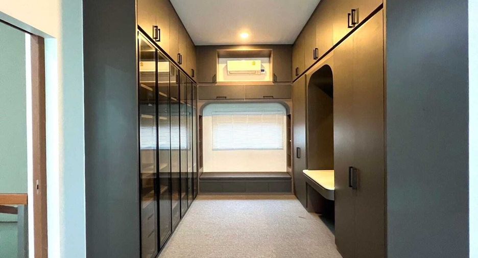 Villa en venta de 4 habitaciones en Hang Dong, Chiang Mai
