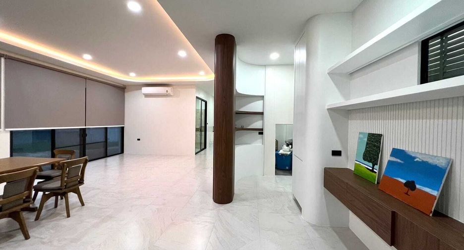 Villa en venta de 4 habitaciones en Hang Dong, Chiang Mai