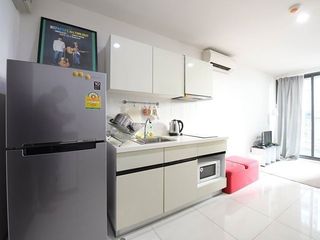 For sale 1 bed condo in Phra Khanong, Bangkok