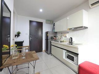 For sale 1 bed condo in Phra Khanong, Bangkok