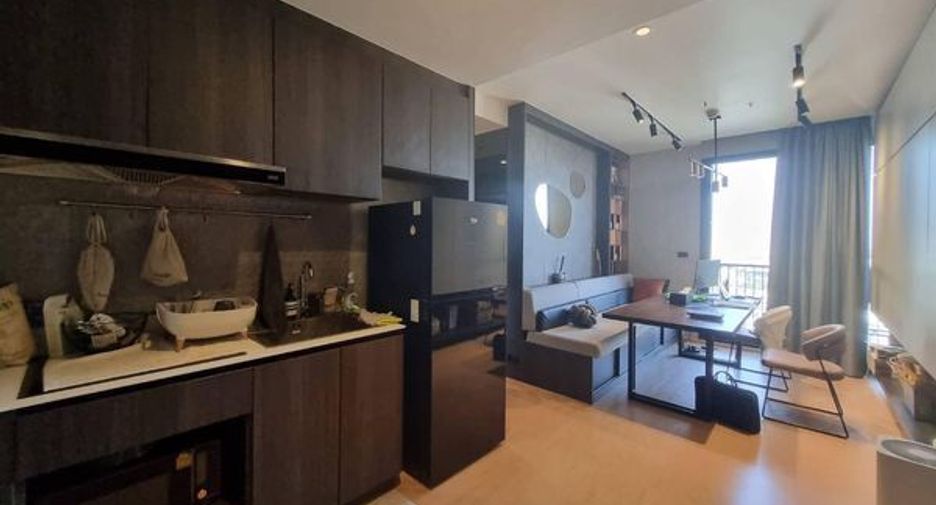 Wohnung zur Miete mit 2 Zimmer in Watthana, Bangkok