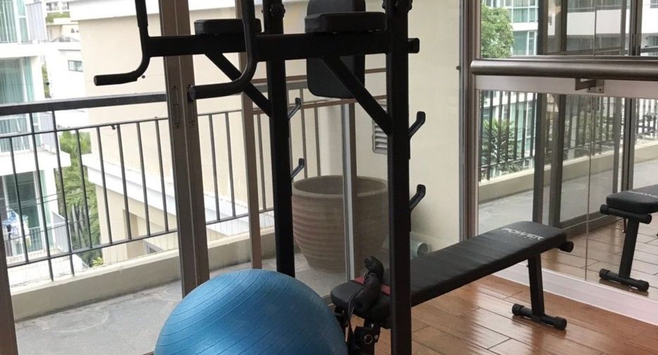 For rent 4 bedrooms condo in Watthana, Bangkok