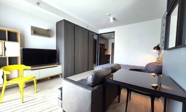 Wohnung zur Miete mit Studio in Din Daeng, Bangkok