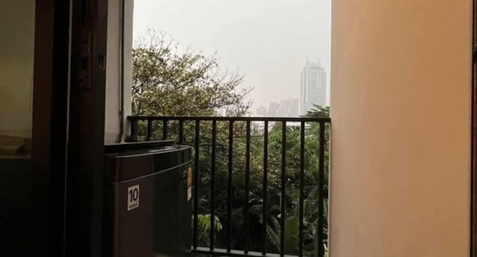 For rent 1 bed condo in Khlong San, Bangkok