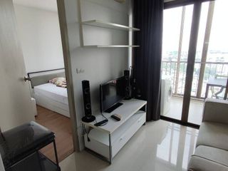 Condo en alquiler de 1 habitaciones en Bang Na, Bangkok