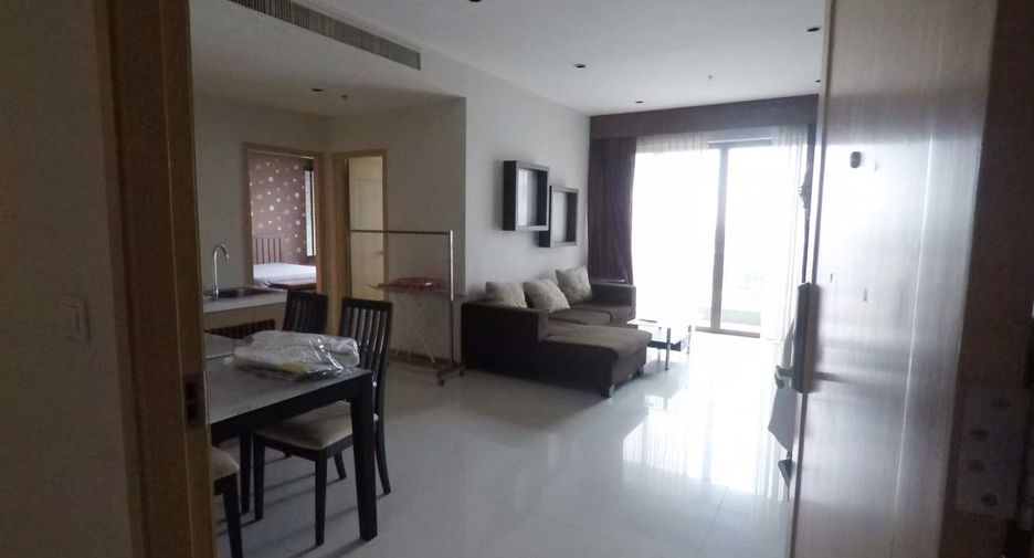 For sale 1 bed condo in Khlong Toei, Bangkok