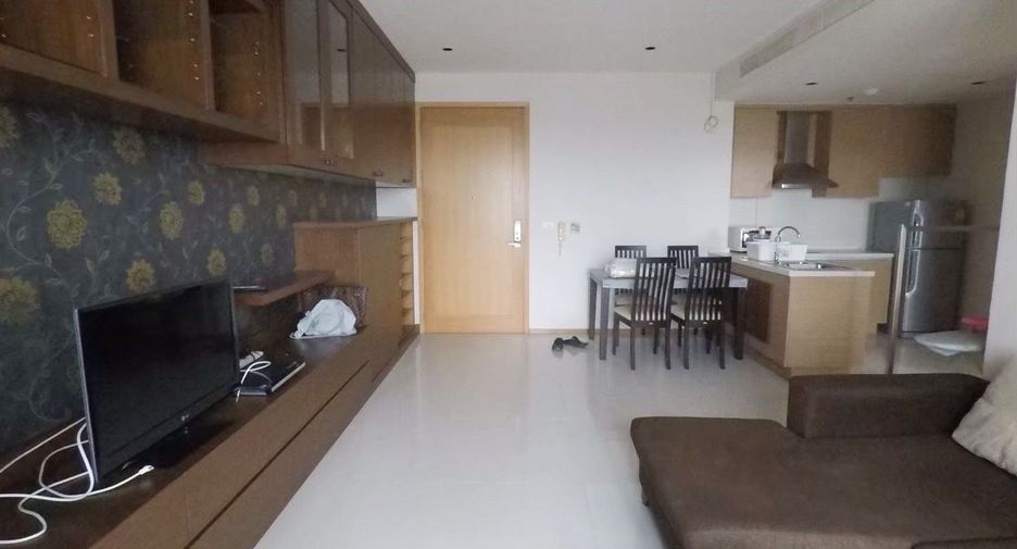 For sale 1 bed condo in Khlong Toei, Bangkok