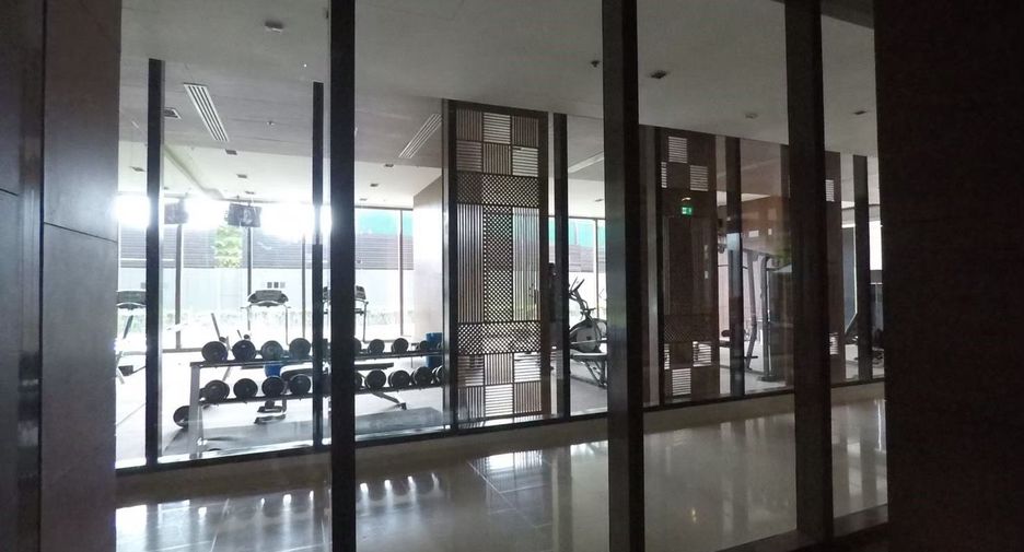 For sale 1 bed condo in Khlong Toei, Bangkok