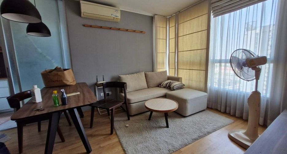 For sale 1 bed condo in Watthana, Bangkok