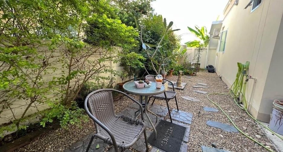 For rent 4 bedrooms house in San Sai, Chiang Mai