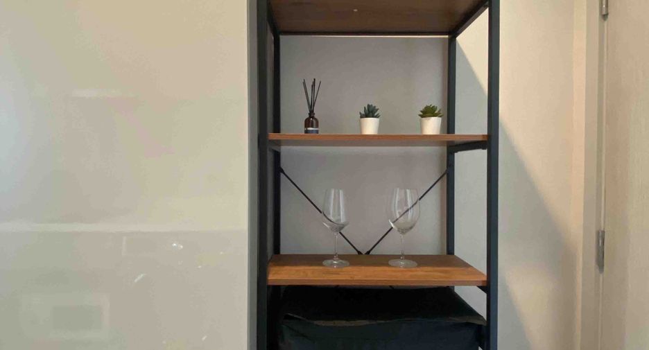 For sale 1 Beds condo in Phra Khanong, Bangkok