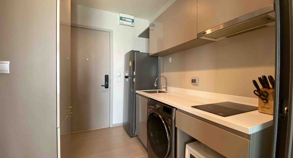 For sale 1 Beds condo in Phra Khanong, Bangkok