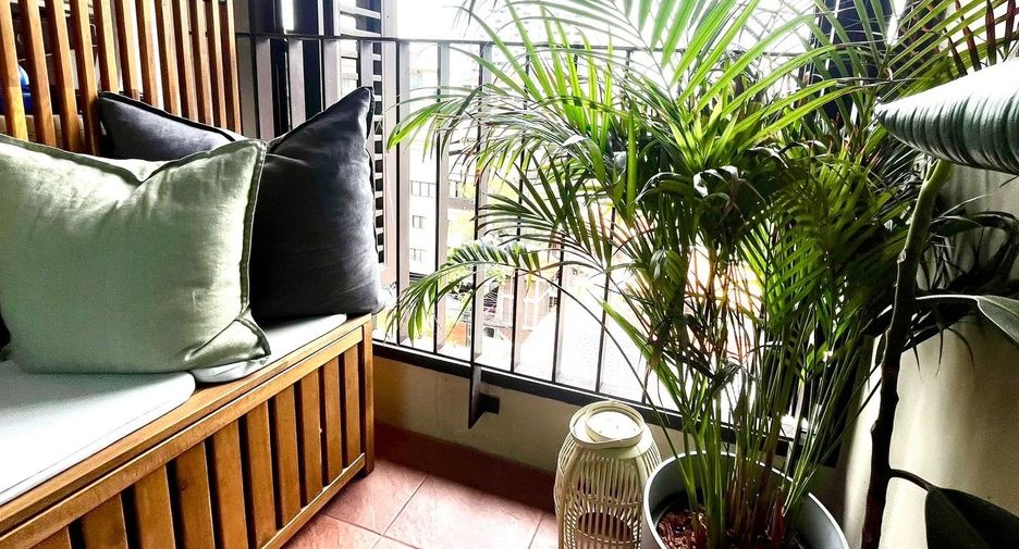 For sale 1 Beds condo in Khlong Toei, Bangkok