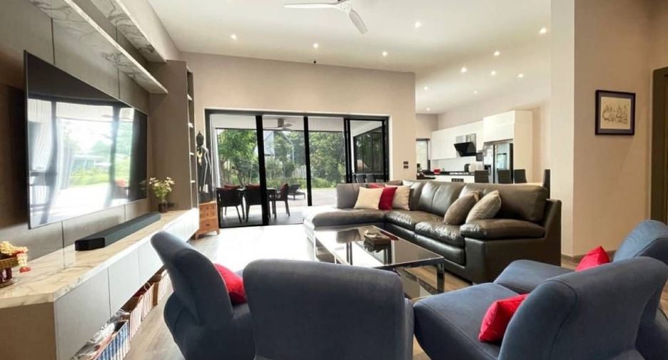 À vendre 4 chambres maison à Mueang Chiang Mai, Chiang Mai