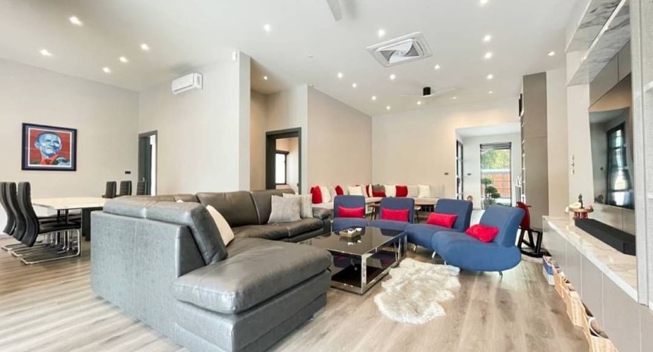 À vendre 4 chambres maison à Mueang Chiang Mai, Chiang Mai