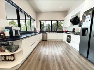 For sale 4 bedrooms house in Mueang Chiang Mai, Chiang Mai