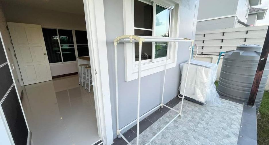 For sale and for rent 5 bedrooms house in San Sai, Chiang Mai