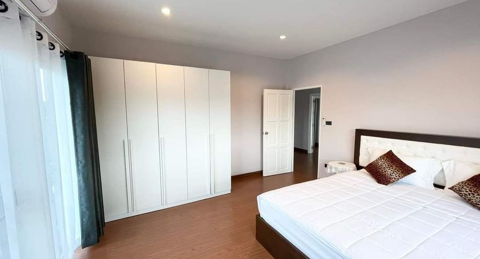 For sale and for rent 5 bedrooms house in San Sai, Chiang Mai