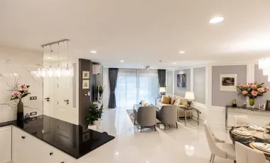 For sale 3 bedrooms condo in Huai Khwang, Bangkok