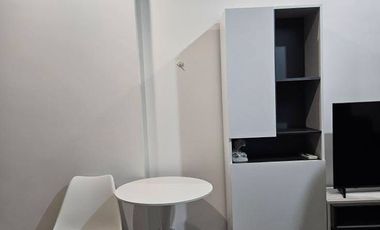 À louer 1 chambre condo à Khlong San, Bangkok