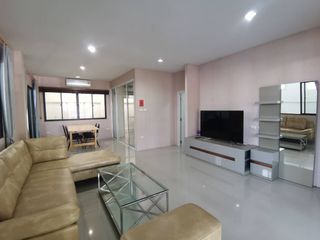 For Rent 3 Bedroom Townhouse In Bang Lamung, Chonburi