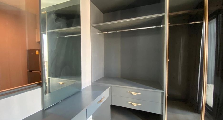 Wohnung zur Miete mit 1 Zimmer in Pathum Wan, Bangkok
