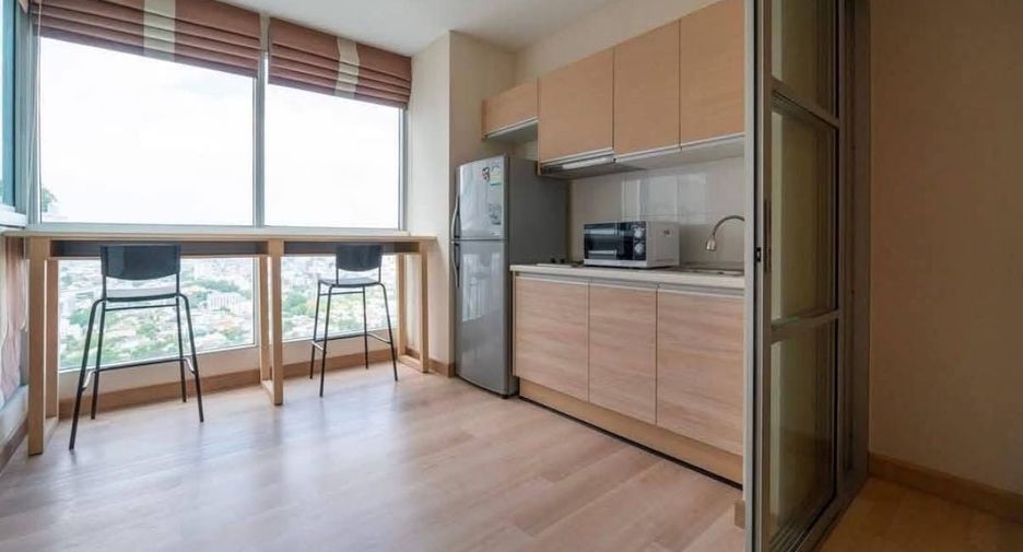 For rent 1 bed condo in Huai Khwang, Bangkok