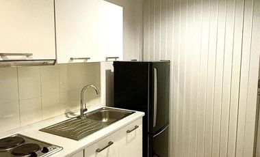Condo en alquiler de 1 habitaciones en Huai Khwang, Bangkok