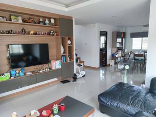 出售 4 卧室 独立屋 在 San Kamphaeng, Chiang Mai