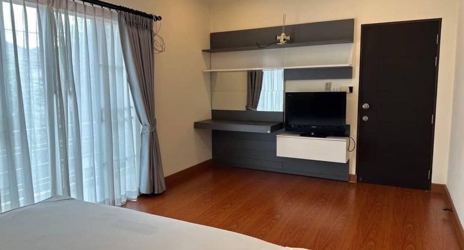 For rent 3 bedrooms house in San Kamphaeng, Chiang Mai