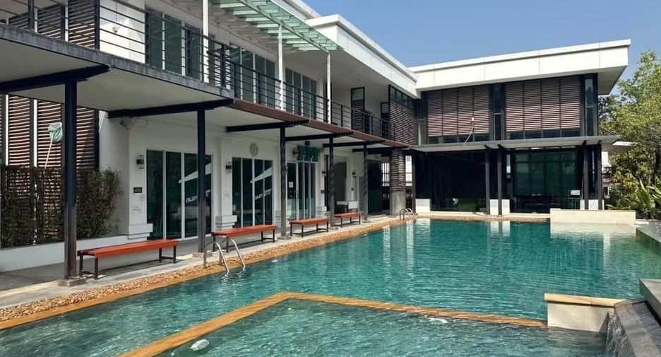 For rent 3 bedrooms house in San Kamphaeng, Chiang Mai