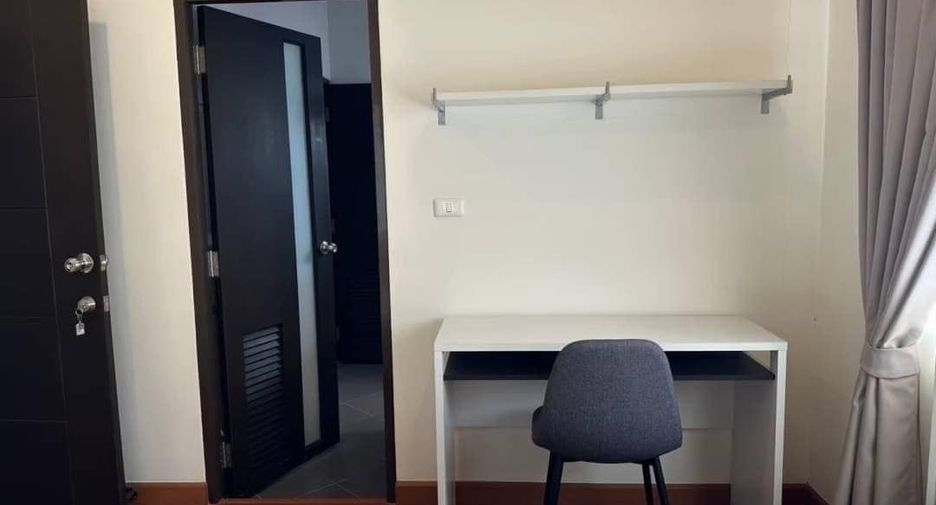 For rent 3 bedrooms house in San Kamphaeng, Chiang Mai